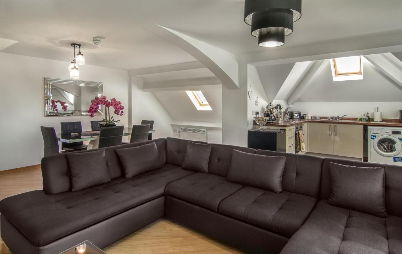 Stunning Church Conversion Close To The Tower Blackpool Extérieur photo