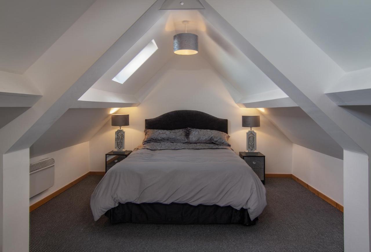 Stunning Church Conversion Close To The Tower Blackpool Extérieur photo