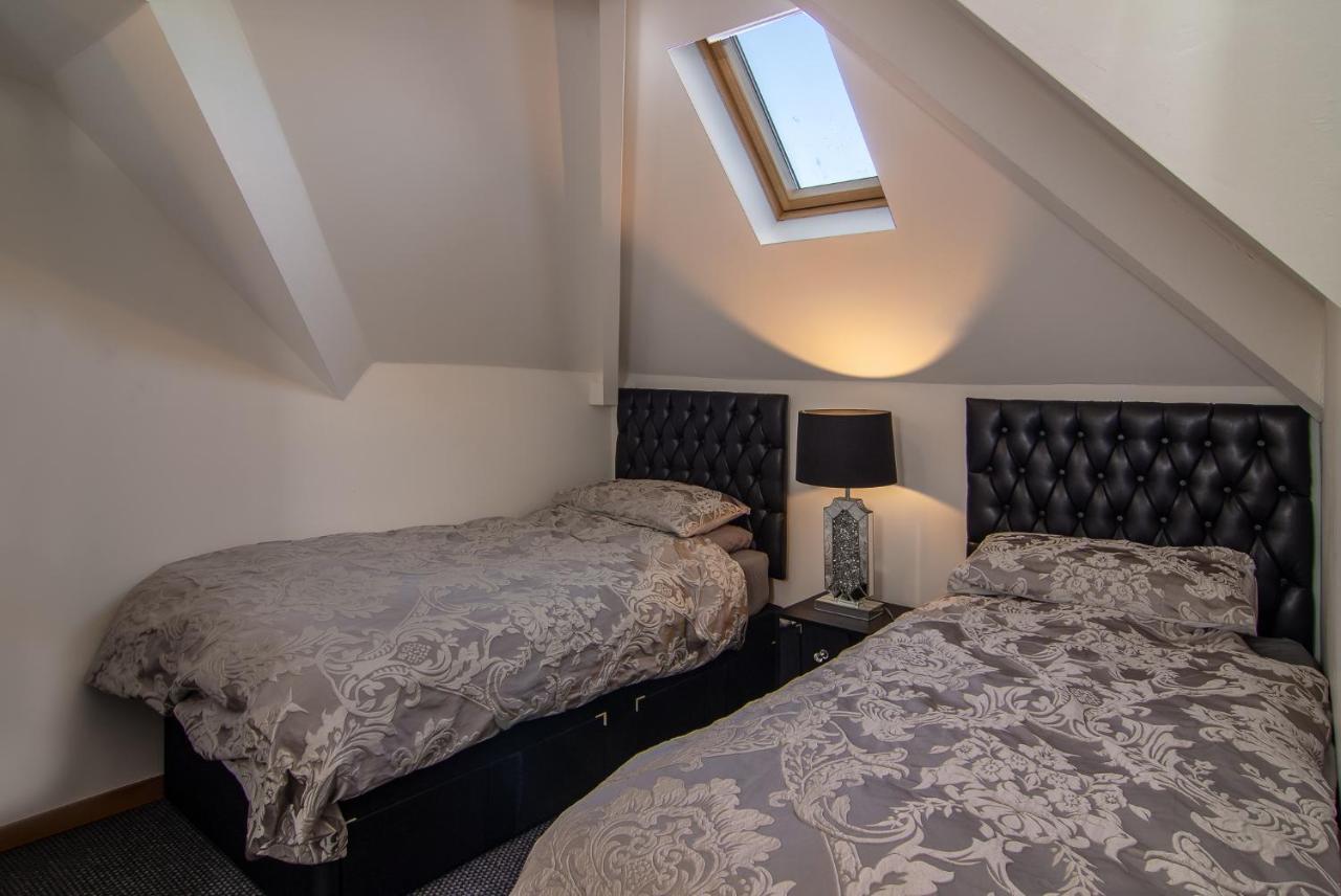 Stunning Church Conversion Close To The Tower Blackpool Extérieur photo